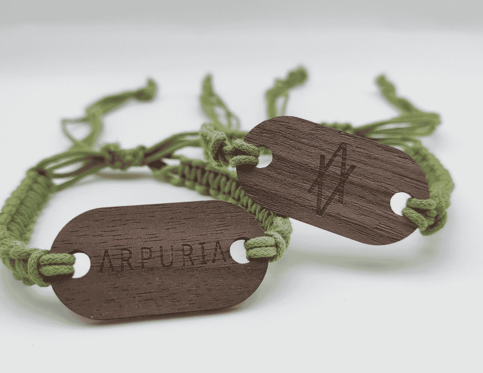 Arpuria Ahşap RFID Bileklik